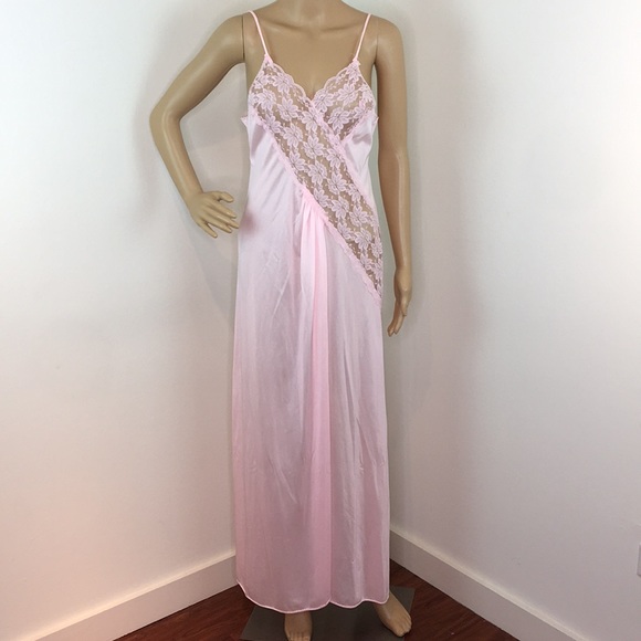 Vintage Pink Nightgown - Picture 3 of 6